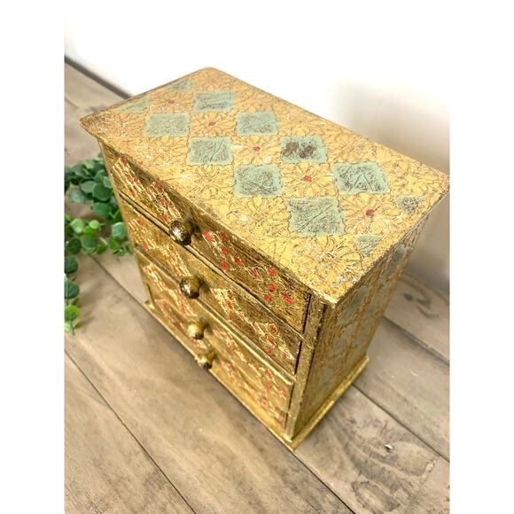Vintage Italian Florentine Gilt Jewelry Chest Gold 4-Drawer Ornate Vanity Box - Picture 6 of 10